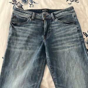 Men’s Express slim straight light wash jean